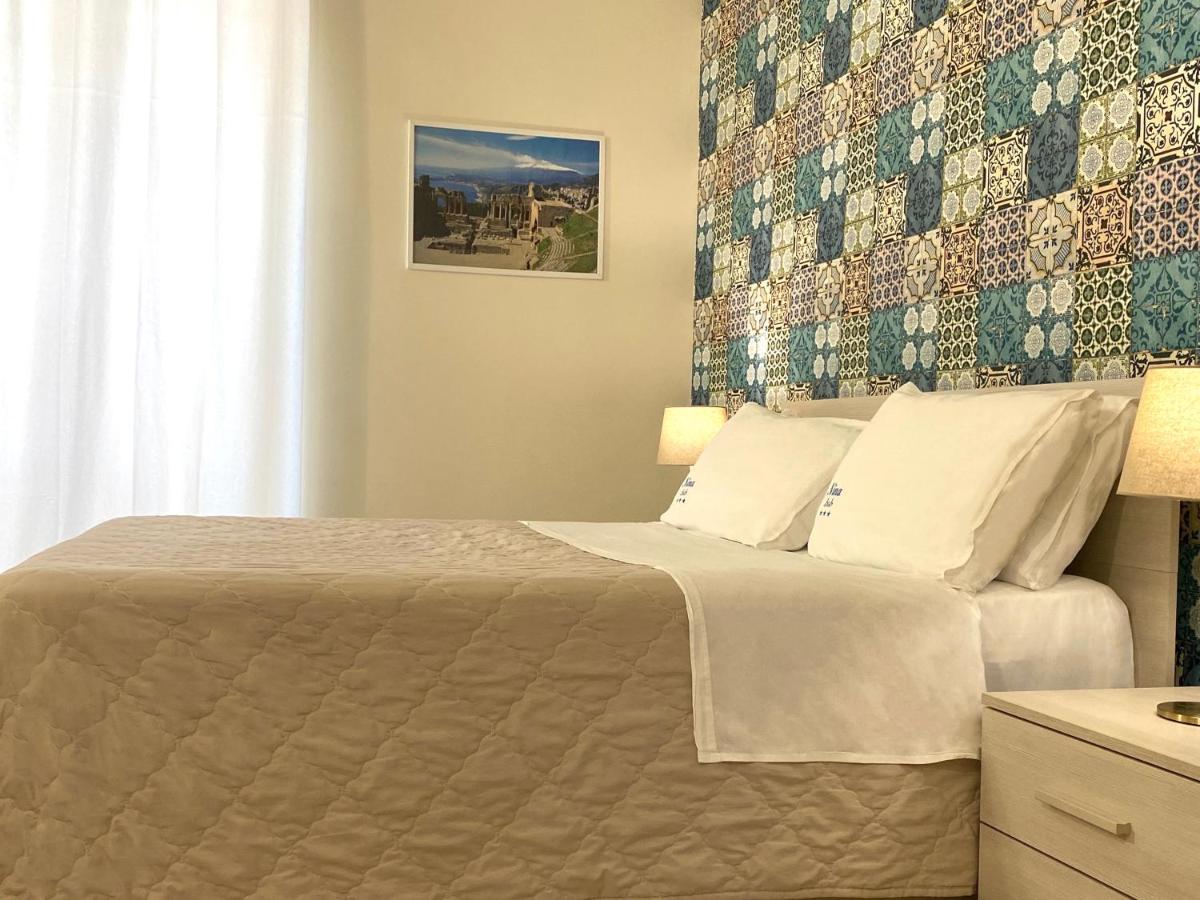Nina B&B Giardini-Naxos Zewnętrze zdjęcie