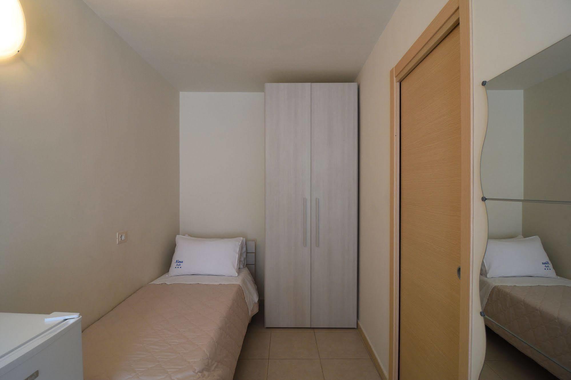 Nina B&B Giardini-Naxos Zewnętrze zdjęcie